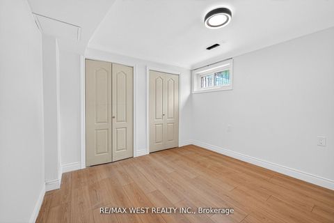 Photo 24 at 54 Barker Avenue, Beaumonde Heights, Toronto