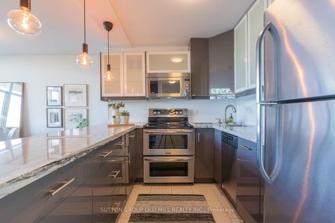 Photo 4 at 612 - 580 Christie Street, Wychwood, Toronto