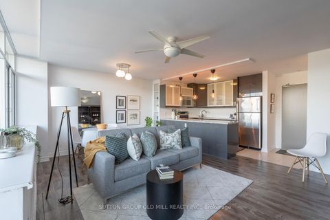 Photo 12 at 612 - 580 Christie Street, Wychwood, Toronto