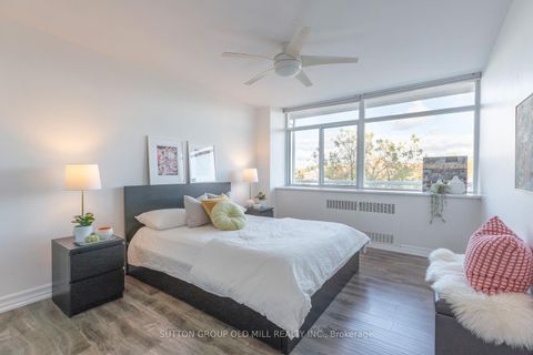 Photo 14 at 612 - 580 Christie Street, Wychwood, Toronto