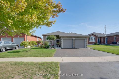 Photo 1 at 5 Pacific Avenue, Little Lake, Barrie