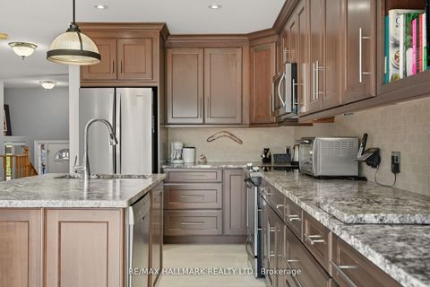 Photo 11 at 5 Pacific Avenue, Little Lake, Barrie