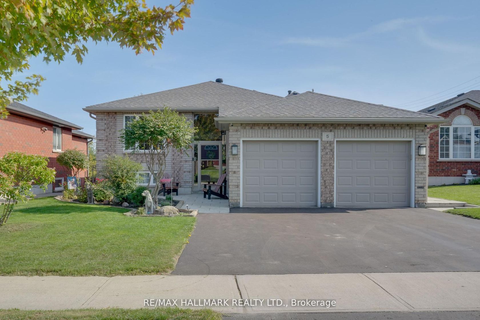 5 Pacific Avenue, Little Lake, Barrie photo number 2