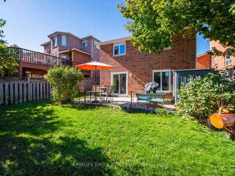 Photo 10 at 15 Brown Wood Drive, Little Lake, Barrie