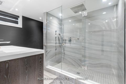 Photo 21 at 20 Bradbury Crescent, West Deane, Toronto