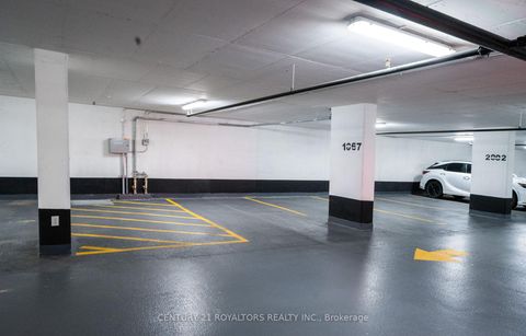 Photo 17 at 1402 - 70 Annie Craig Drive, Mimico, Toronto