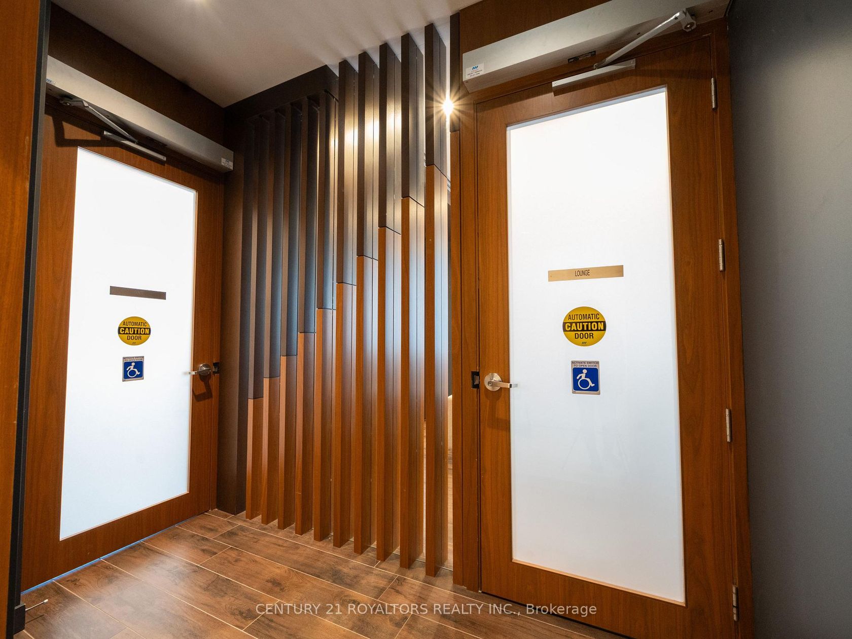 Photo 10 at 1402 - 70 Annie Craig Drive, Mimico, Toronto Photo 10 at 1402 - 70 Annie Craig Drive, Mimico, Toronto