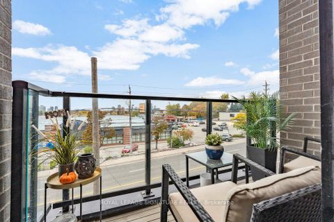 Photo 19 at 4 - 1467 O'Connor Drive, Parkview, Toronto