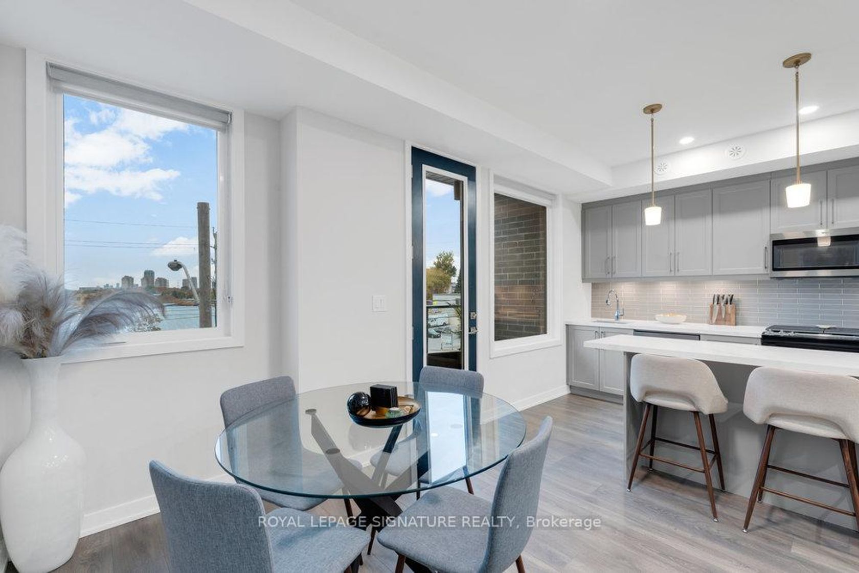 Photo 18 at 4 - 1467 O'Connor Drive, Parkview, Toronto Photo 18 at 4 - 1467 O'Connor Drive, Parkview, Toronto