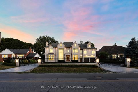 Photo 4 at 129 Arnold Avenue, Yorkhill, Vaughan