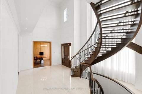 Photo 6 at 129 Arnold Avenue, Yorkhill, Vaughan