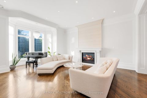 Photo 9 at 129 Arnold Avenue, Yorkhill, Vaughan