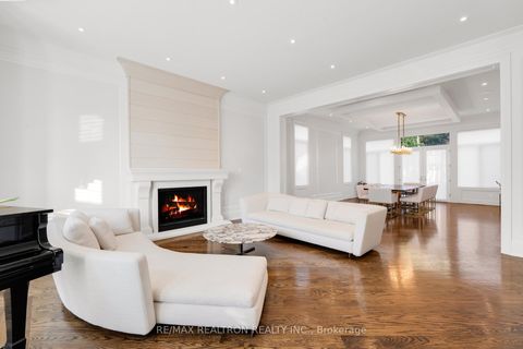 Photo 11 at 129 Arnold Avenue, Yorkhill, Vaughan