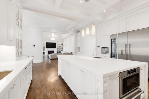 Photo 18 at 129 Arnold Avenue, Yorkhill, Vaughan