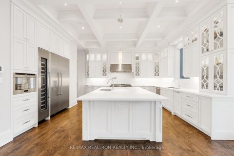 Photo 19 at 129 Arnold Avenue, Yorkhill, Vaughan