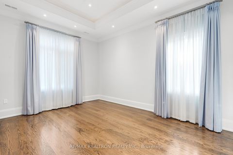 Photo 34 at 129 Arnold Avenue, Yorkhill, Vaughan