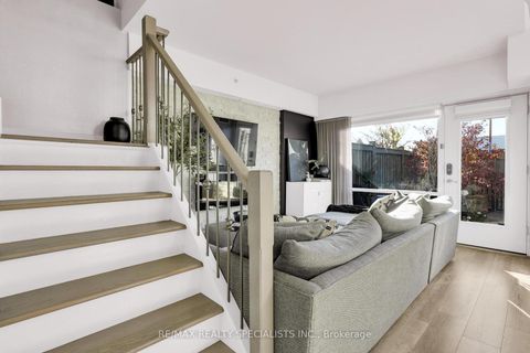 Photo 12 at 105 - 24 Woodstream Boulevard, Vaughan Grove, Vaughan