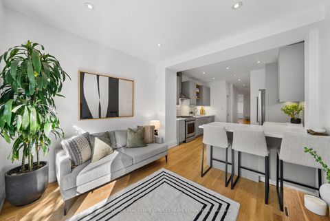 Photo 11 at 206 Howland Avenue, Annex, Toronto