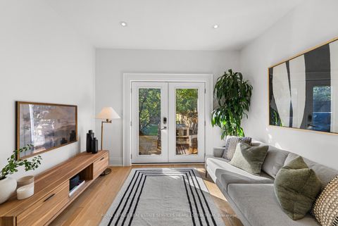 Photo 12 at 206 Howland Avenue, Annex, Toronto