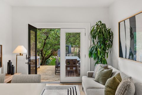 Photo 13 at 206 Howland Avenue, Annex, Toronto