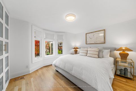 Photo 16 at 206 Howland Avenue, Annex, Toronto