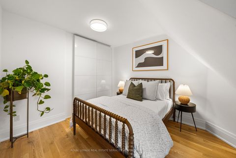 Photo 26 at 206 Howland Avenue, Annex, Toronto