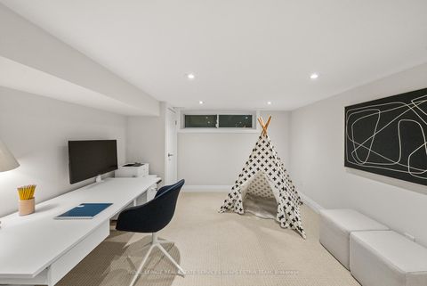 Photo 32 at 206 Howland Avenue, Annex, Toronto