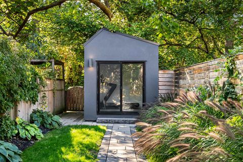 Photo 38 at 206 Howland Avenue, Annex, Toronto