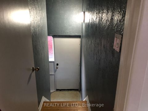 Photo 13 at 54 Garside Crescent, Amesbury, Toronto