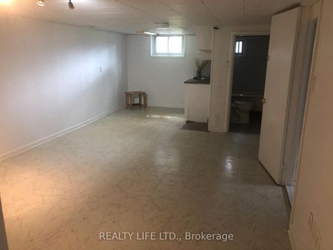 Photo 15 at 54 Garside Crescent, Amesbury, Toronto