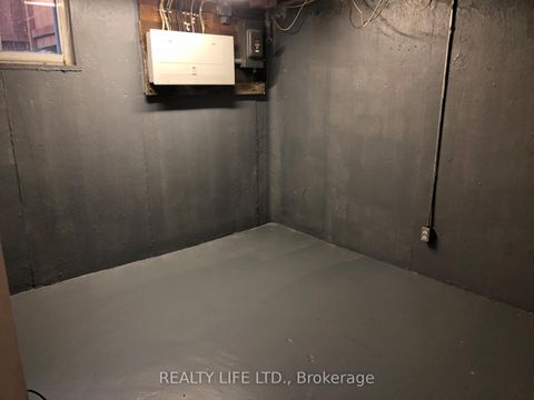 Photo 20 at 54 Garside Crescent, Amesbury, Toronto