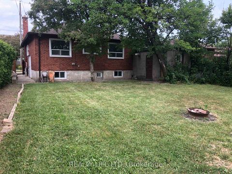 Photo 23 at 54 Garside Crescent, Amesbury, Toronto