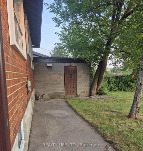 Photo 24 at 54 Garside Crescent, Amesbury, Toronto