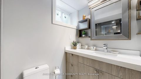 Photo 41 at 29 Manadon Drive, Newtonbrook West, Toronto