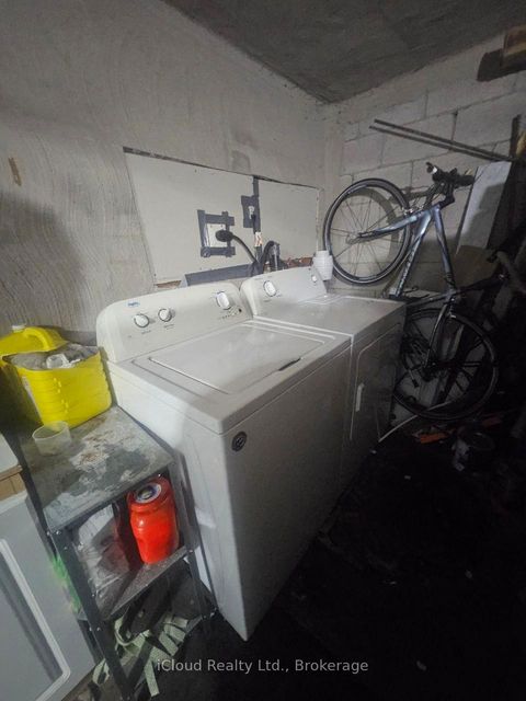 Photo 5 at 182 - 6448 Finch Avenue W, Jamestown, Toronto