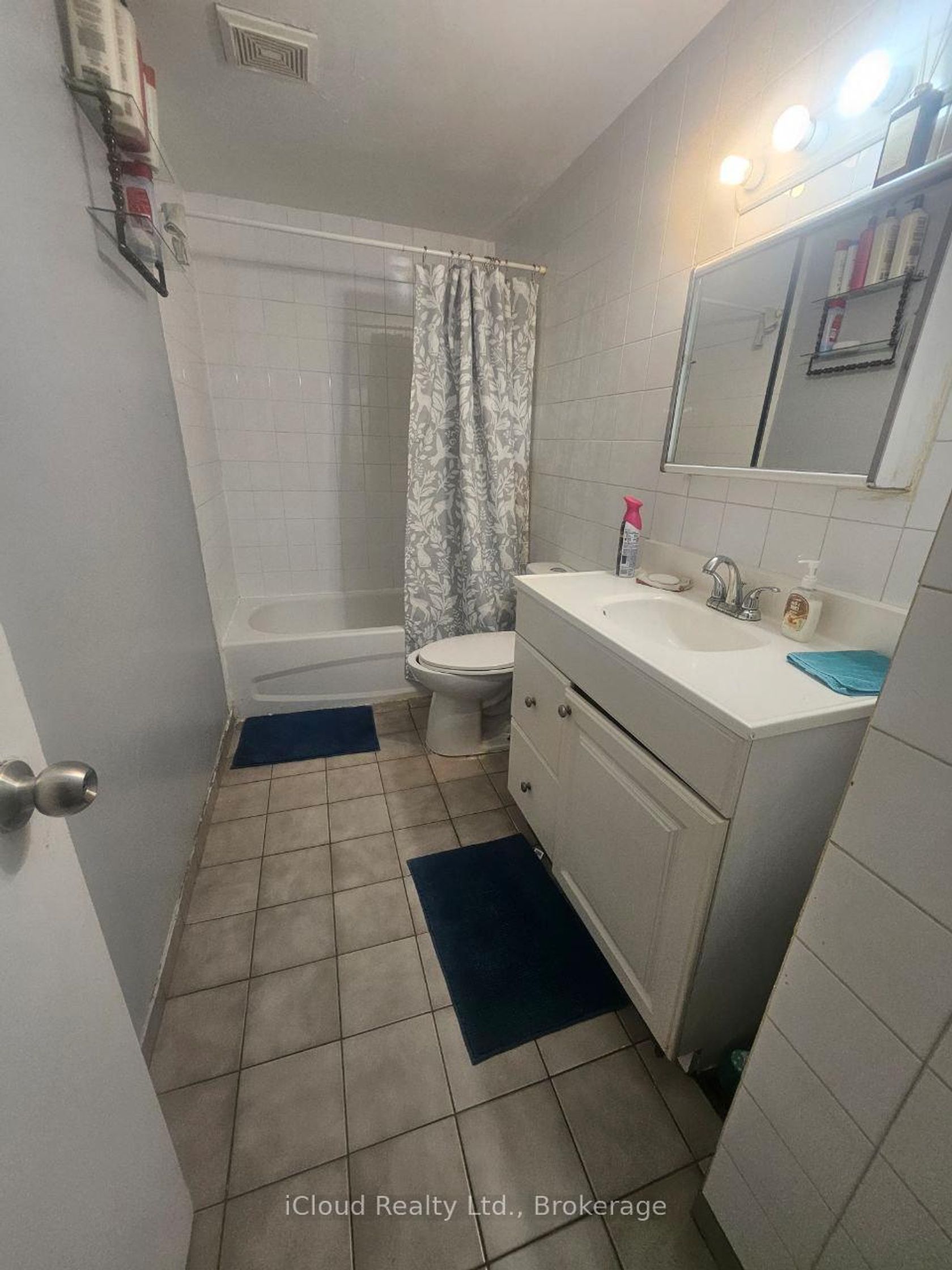 Photo 15 at 182 - 6448 Finch Avenue W, Jamestown, Toronto Photo 15 at 182 - 6448 Finch Avenue W, Jamestown, Toronto