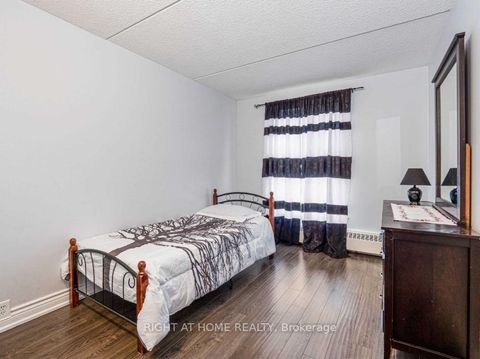 Photo 9 at 1104 - 2 Glamorgan Avenue, Dorset Park, Toronto