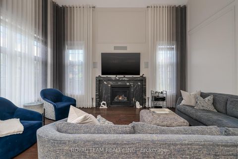 Photo 9 at 1 Ria Court, King City, King