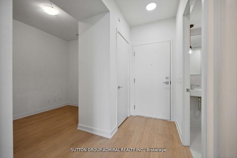 Photo 4 at 914 - 10 Deerlick Court, Donalda, Toronto Photo 4 at 914 - 10 Deerlick Court, Donalda, Toronto