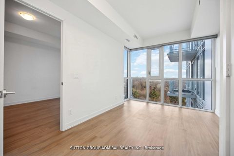 Photo 13 at 914 - 10 Deerlick Court, Donalda, Toronto