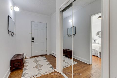 Photo 4 at 32 Florence Crescent, Smythe, Toronto