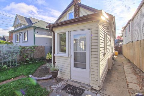 Photo 28 at 32 Florence Crescent, Smythe, Toronto