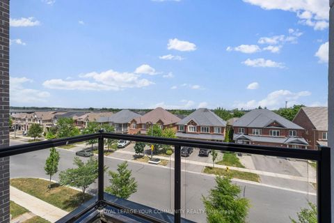 Photo 27 at 40 Crimson Forest Drive, Patterson, Vaughan