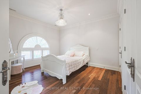 Photo 35 at 2706 Bayview Avenue, Windfields, Toronto