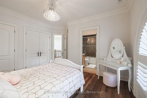 Photo 36 at 2706 Bayview Avenue, Windfields, Toronto