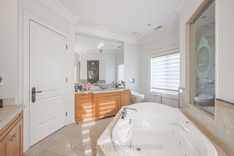 Photo 40 at 2706 Bayview Avenue, Windfields, Toronto