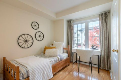 Photo 13 at 35 Mantello Drive, York University Heights, Toronto