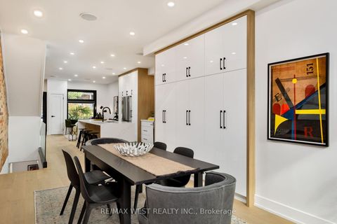 Photo 14 at 71 Harvard Avenue, Roncesvalles, Toronto