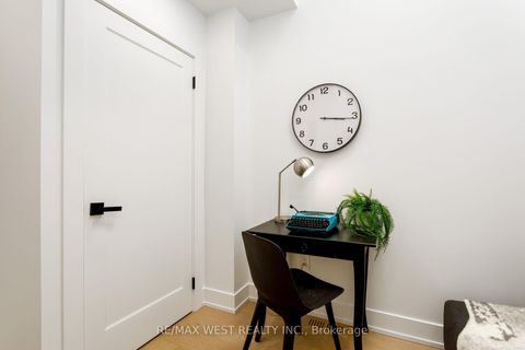 Photo 34 at 71 Harvard Avenue, Roncesvalles, Toronto