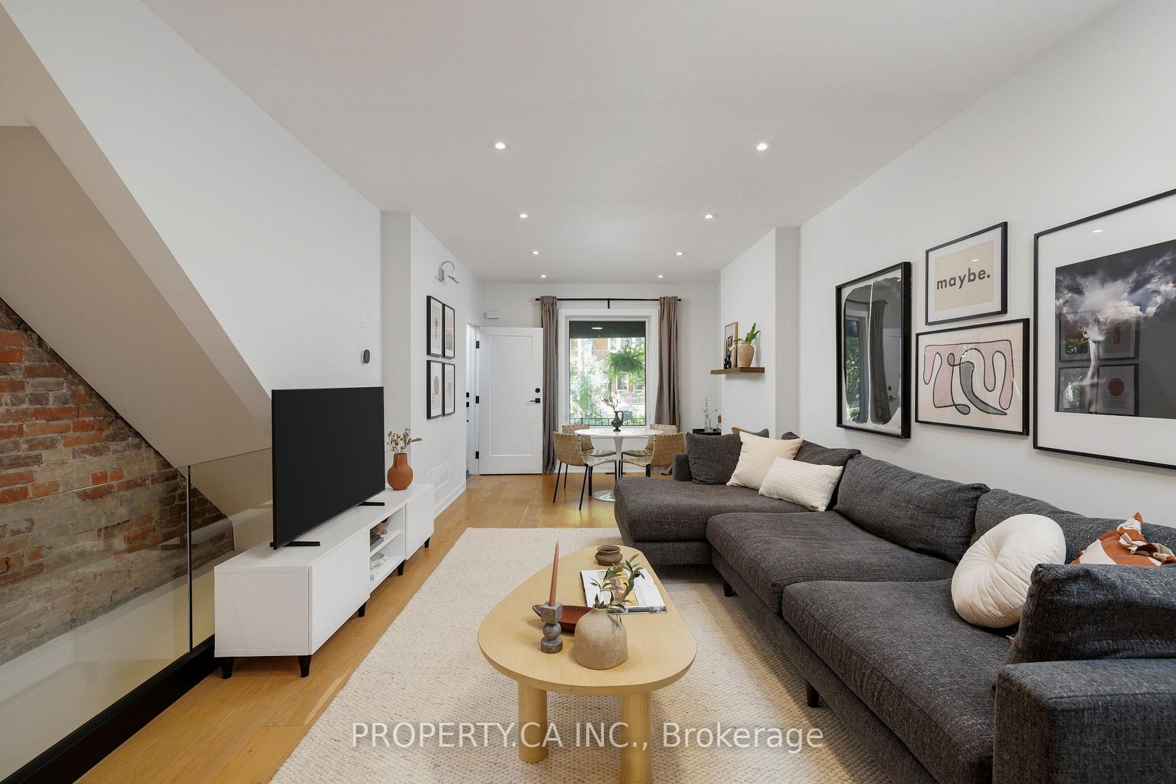 Photo 4 at 79 Macdonell Avenue, Roncesvalles, Toronto Photo 4 at 79 Macdonell Avenue, Roncesvalles, Toronto